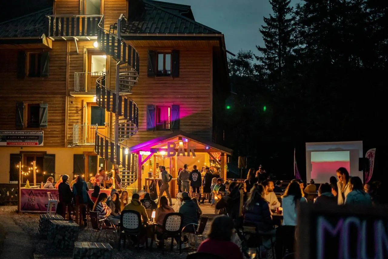 1861 Chatel Hostel