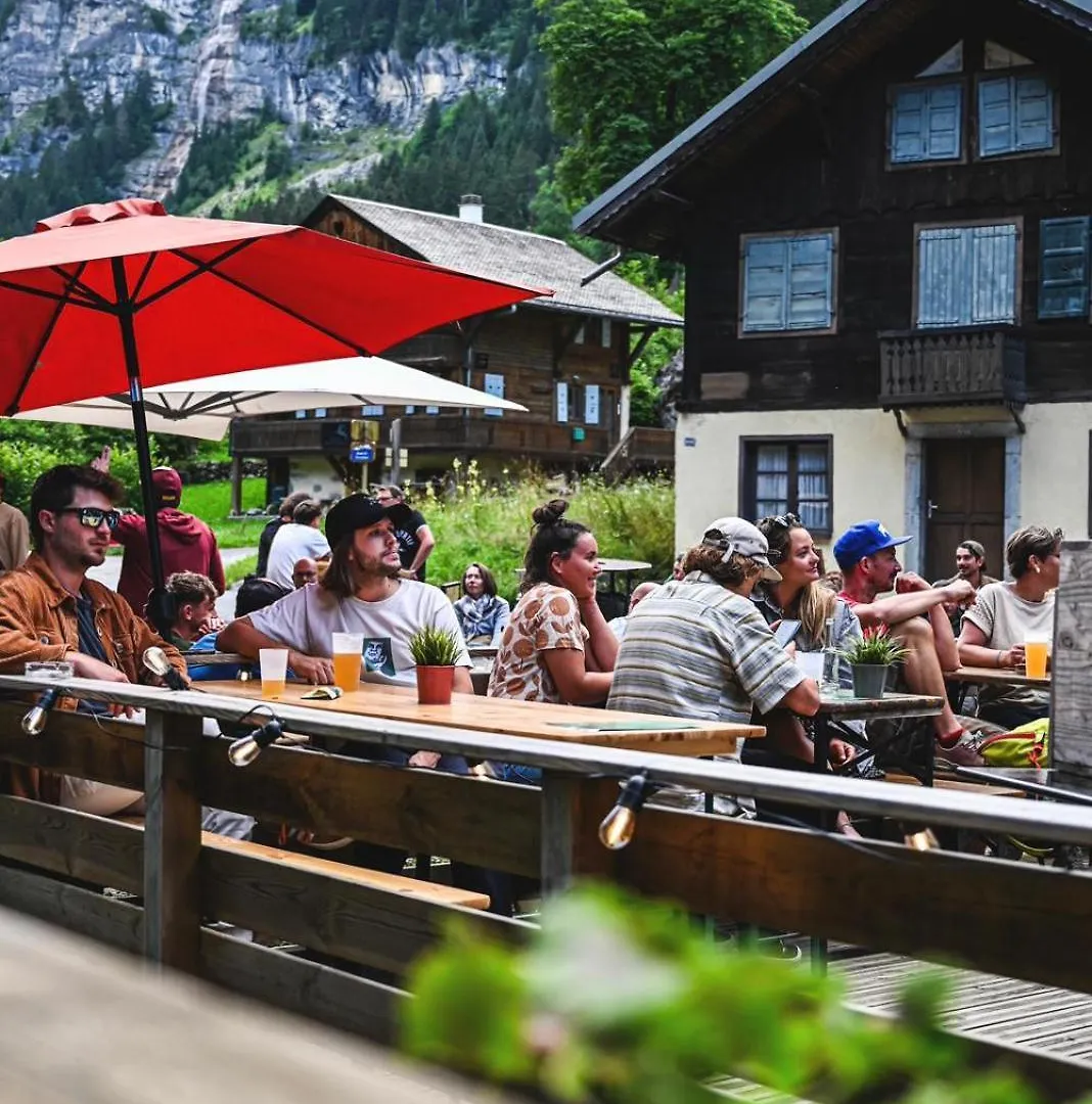 1861 Chatel Hostel