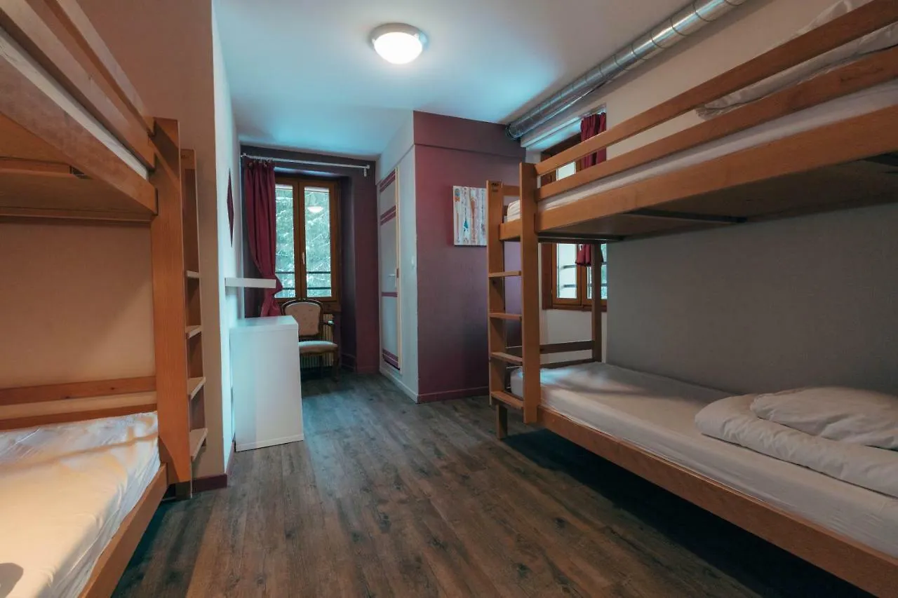 1861 Chatel Hostel 0*,  France