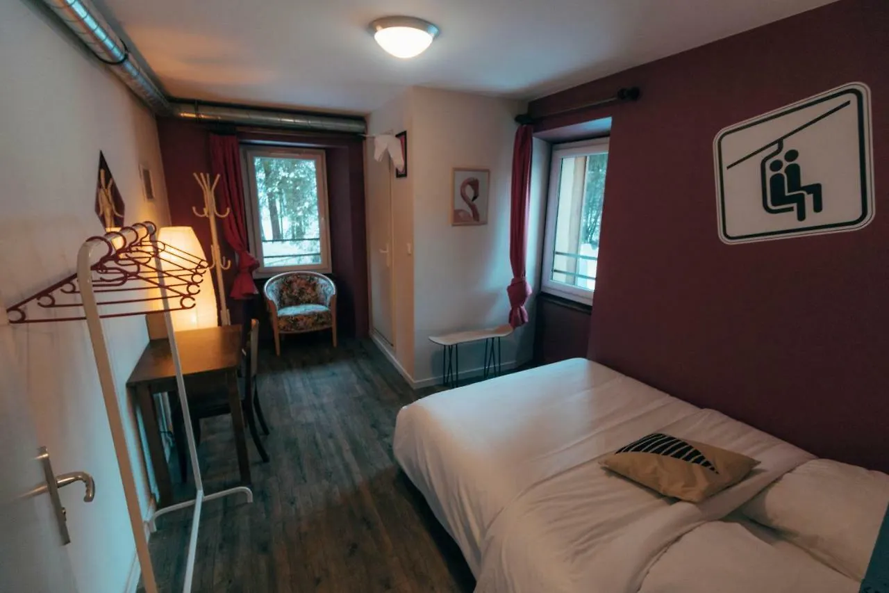 1861 Chatel Hostel France