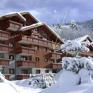 4* Aparthotel Pierre & Premium Les Fermes De