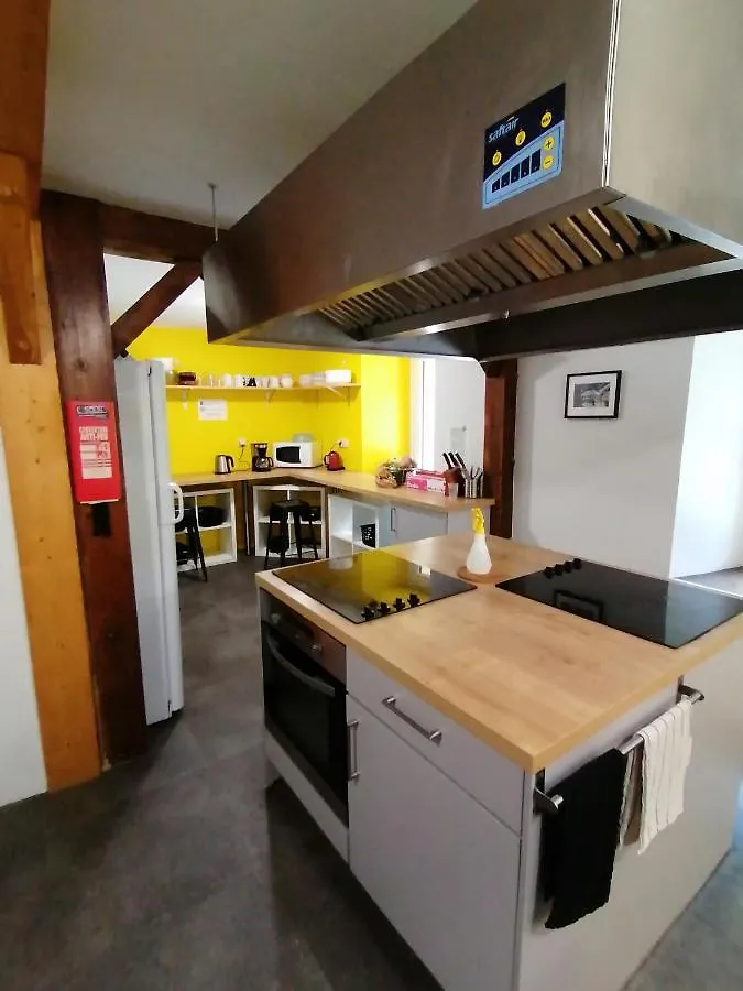 1861 Chatel Hostel 0*,