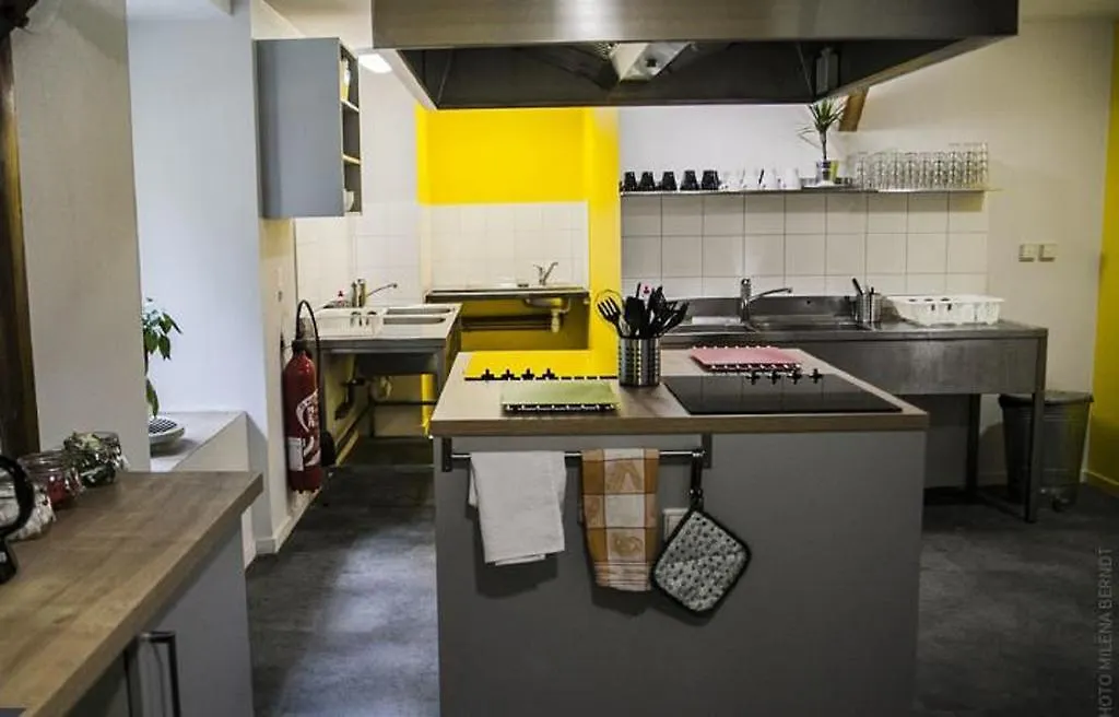 1861 Chatel Hostel 0*,